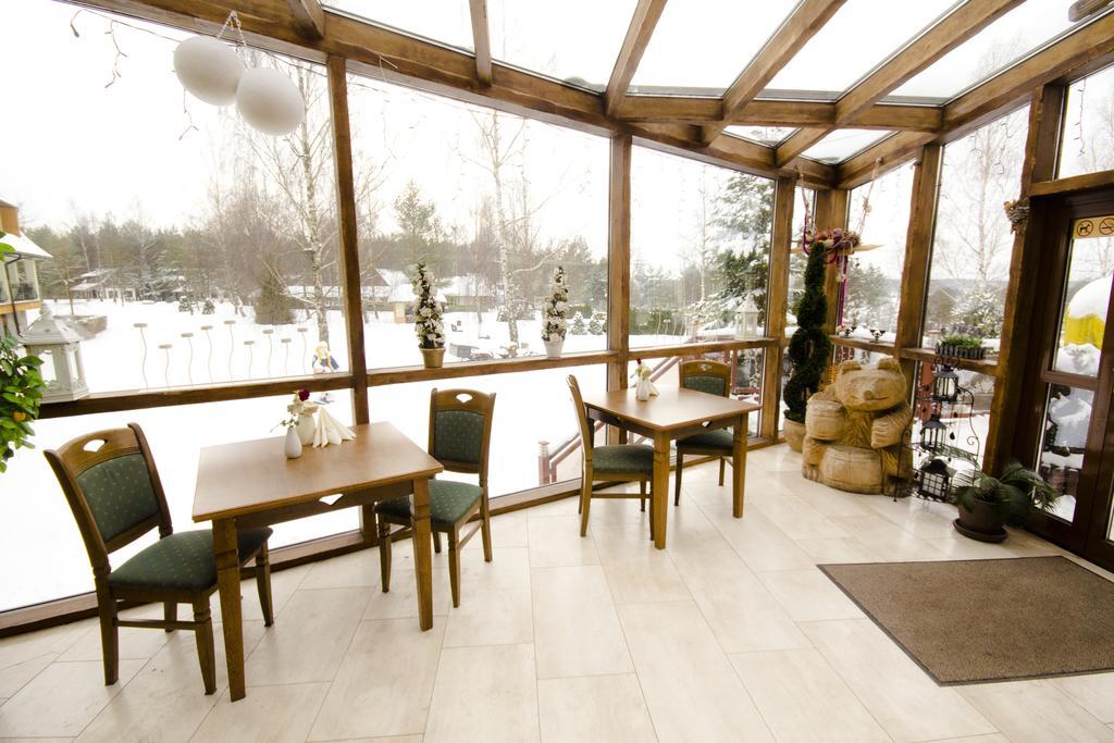 Hotel Niedzwiadek Вдзидзе-Кішевське Екстер'єр фото