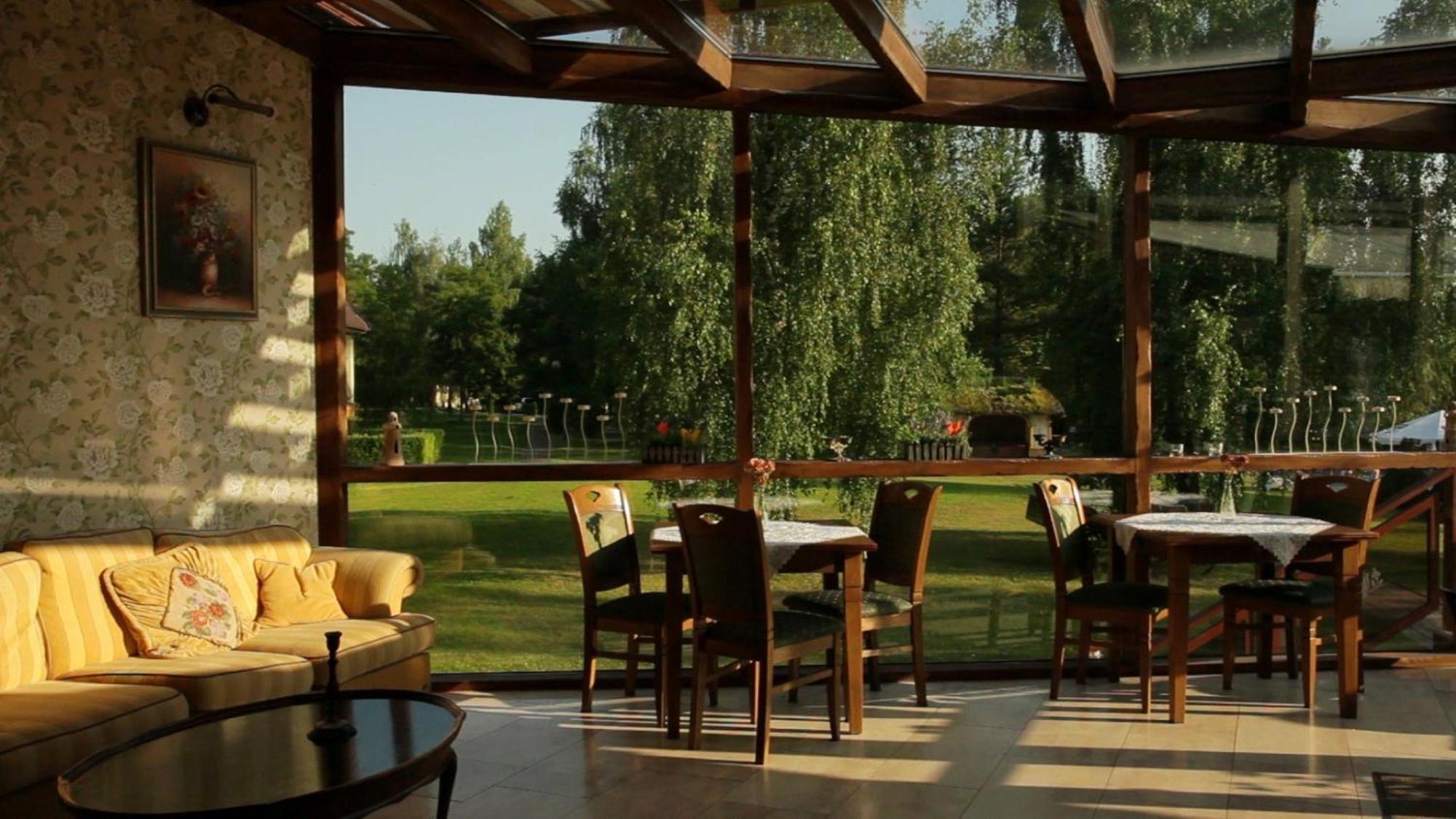 Hotel Niedzwiadek Вдзидзе-Кішевське Екстер'єр фото